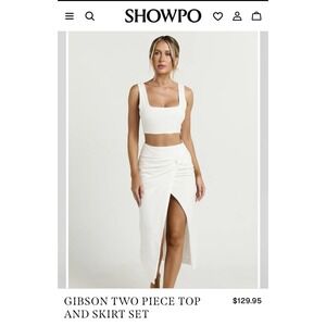 NWT Showpo Gibson Structured Linen Crop Top With Zipper Side Enclosure. US 6